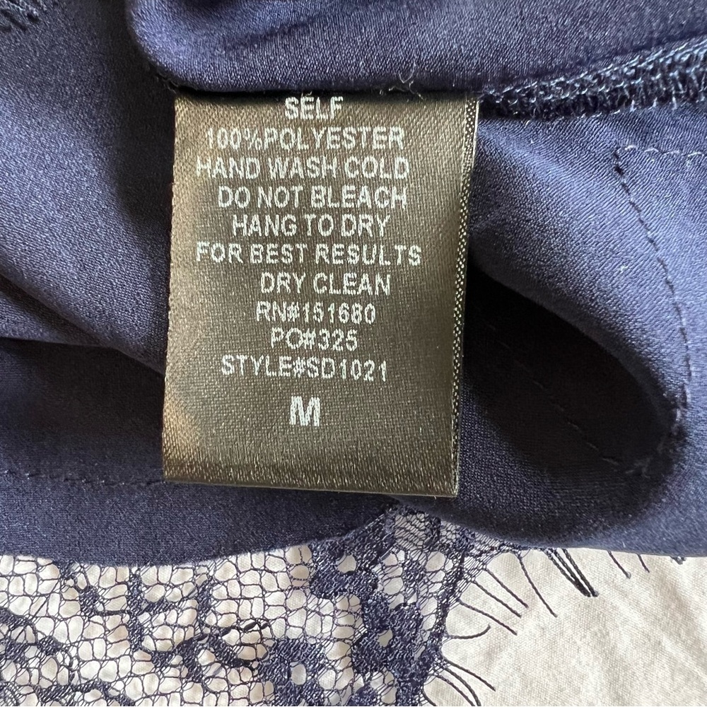 NWT Storia Satin Lace Slip Dress Size Medium in Navy - Picture 8 of 9